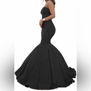 PromGirl Classic Black Strapless Gown